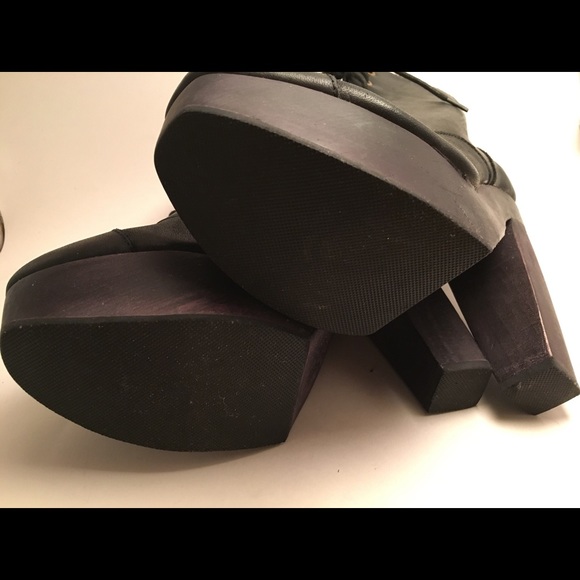 Nyla 'tryana' platform leather boots - Picture 4 of 4