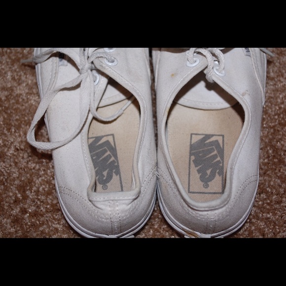 White Vans - Picture 2 of 3