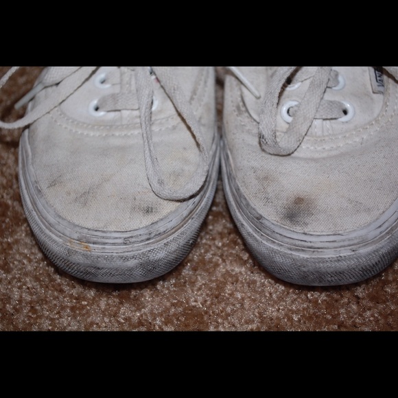 White Vans - Picture 3 of 3