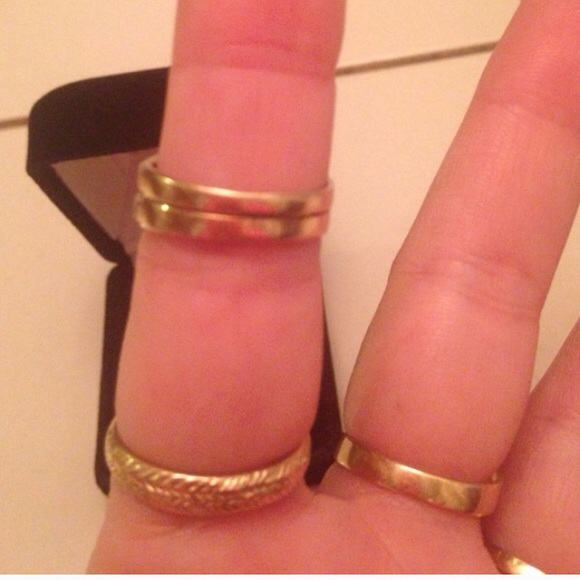 Beautiful vintage wedding set marked 10-14k - Picture 3 of 3