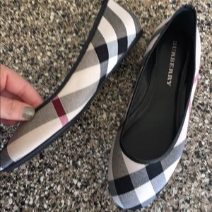 Burberry Flats