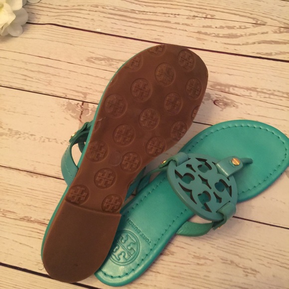 Tory Burch sandals - Picture 2 of 2