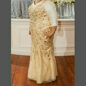 Mac Duggal Gown plus size