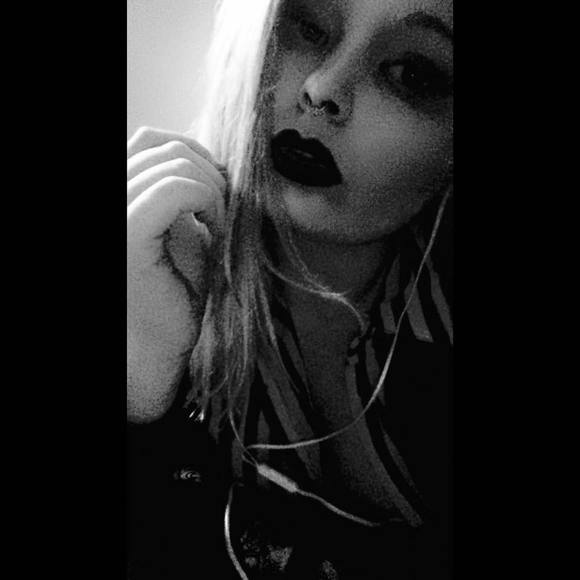 Meet your Posher, Kimmi