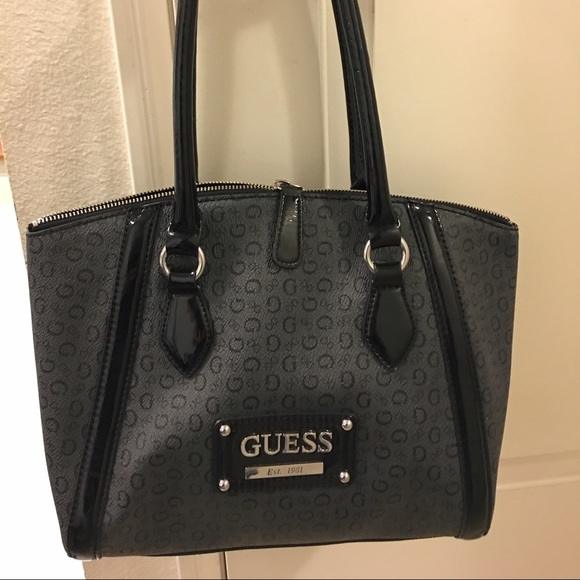 Guess tote bag