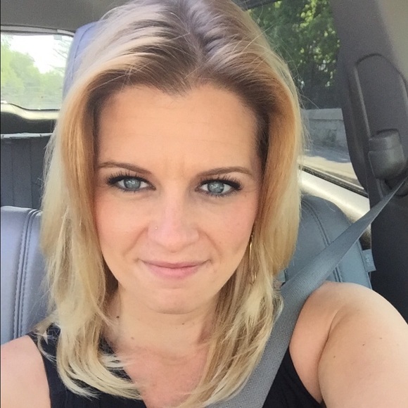 Meet your Posher, Brittany - Picture 1 of 1