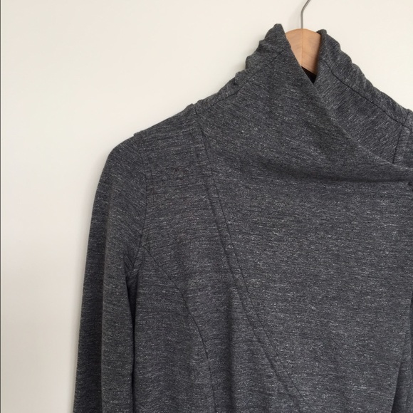That's a Wrap Jacket in Heathered Gray - Picture 1 of 4