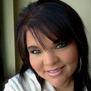 Meet your Posher, Leeann