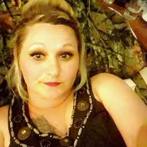 Meet your Posher, Marcia