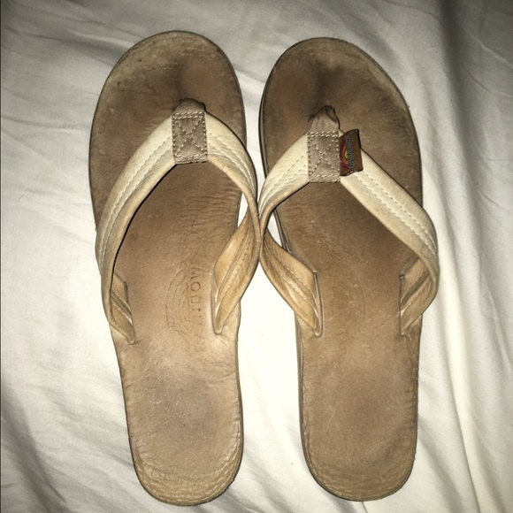 Women's Rainbows Size 10
