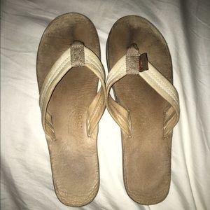 Women's Rainbows Size 10