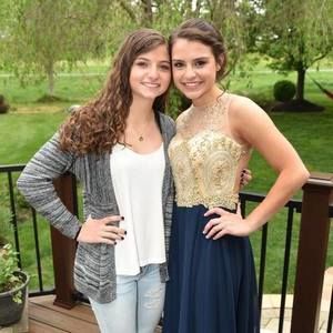 Meet your Posher, Mia