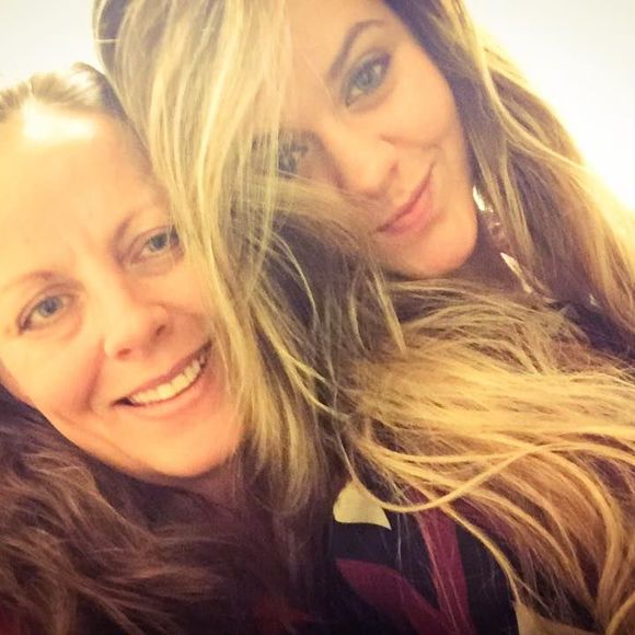 Meet your Posher, Laura - Picture 1 of 1