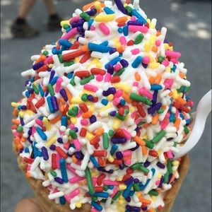 Meet your Posher, Maia