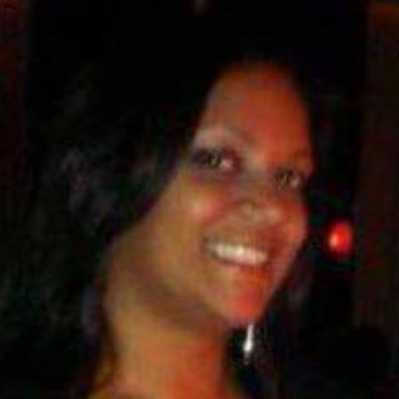 Meet your Posher, Shika