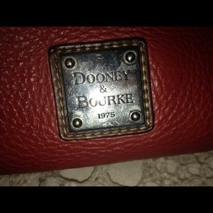 Red pebble Dooney &Bourke hobo bag