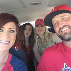 Meet your Posher, Melissa n