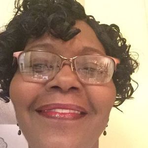 Meet your Posher, Teresa