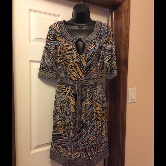 BCBGMaxazria print dress