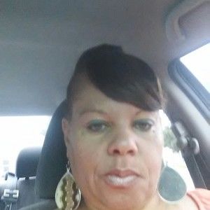 Meet your Posher, Annie