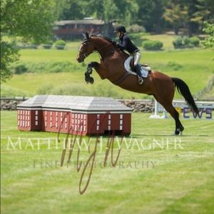 Meet your Posher, Ava