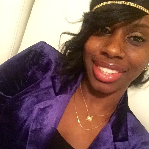 Meet your Posher, Shanell - Picture 1 of 1