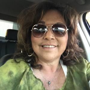 Meet your Posher, Kelli