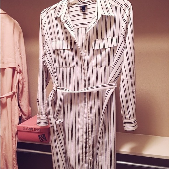 Striped black and white dress