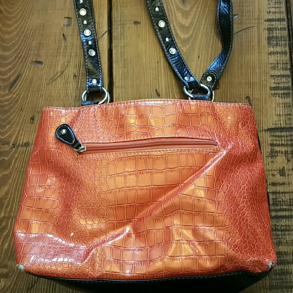 Cross Purse - Picture 2 of 4