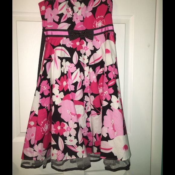 Super Cute Pink Floral Dress