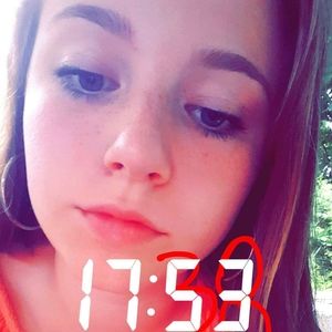 Meet your Posher, Annette