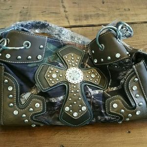 Camo Cross Purse