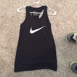 Nike tank