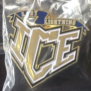 ICE LADY LIGHTING PIN