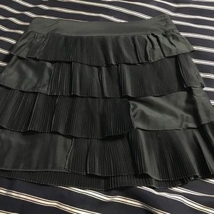 Gap charcoal grey tiered skirt size 0