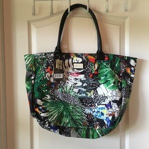 BEAUTIFUL RESORT BAG