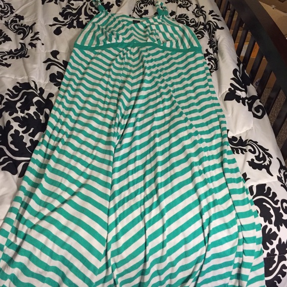 Faded glory 3x maxi dress