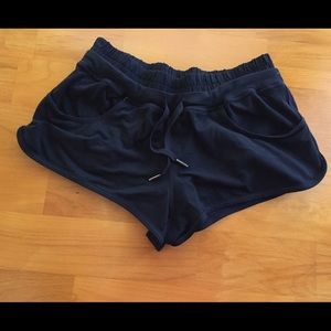 Lululemon black shorts