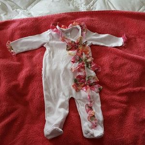 Beautiful Girls Infant outfit