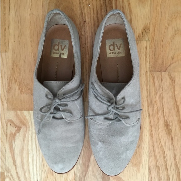 Dolce Vita Taupe Suede Oxford Flat Shoes 7.5