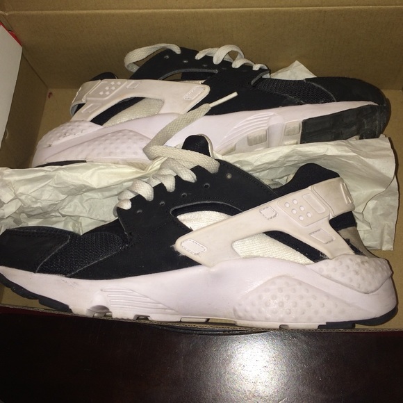 Nike Huaraches Run (GS) - Picture 1 of 4