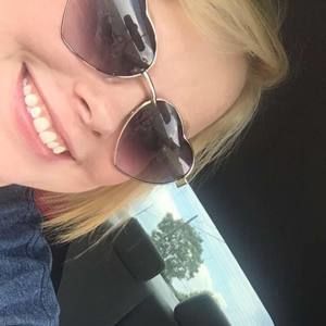 Meet your Posher, Kelsey