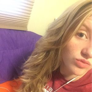 Meet your Posher, Savanna