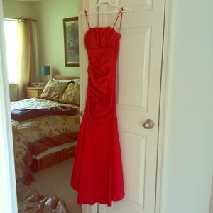Red mermaid gown made by cache size 4 unaltered