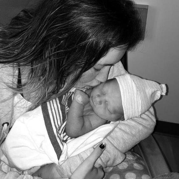 Meet your Posher, Shawnee - Picture 1 of 1