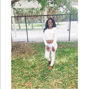 Meet your Posher, Dialencia