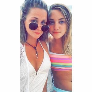 Meet your Posher, Hope