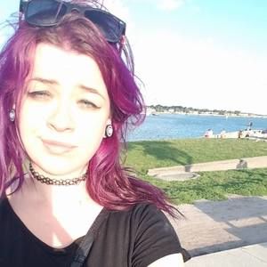 Meet your Posher, Ashly