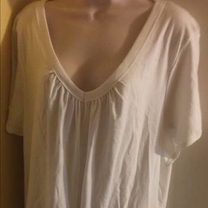 Plus white cotton top with lace. 26/28