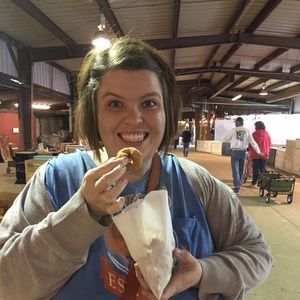 Meet your Posher, Amber